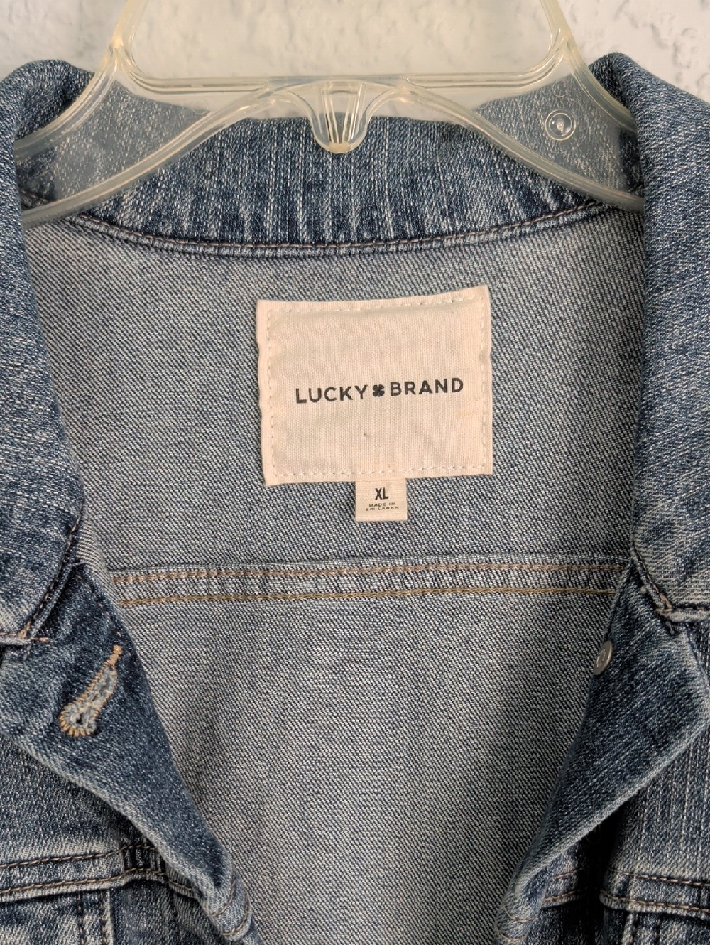 Ladies Lucky Brand Vintage Wash Blue Denim Jacket | Size XL - Picture 2 of 9